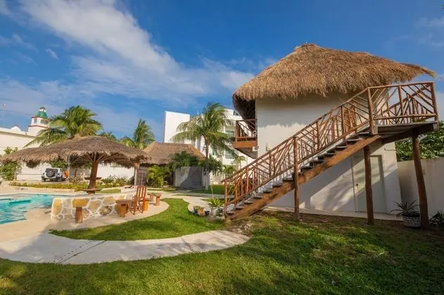 Palapa Family Suite Pool view