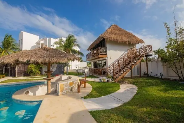 Palapa Family Suite Pool view