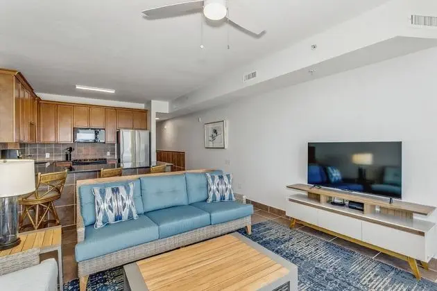 Daire, 1 Yatak Odası, Plaj Manzaralı, Denize Sıfır (Beach Chairs Included)