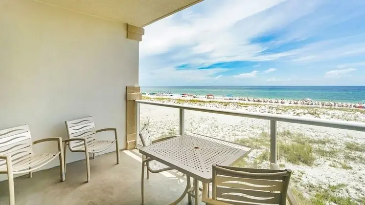 Daire, 1 Yatak Odası, Plaj Manzaralı, Denize Sıfır (Beach Chairs Included)