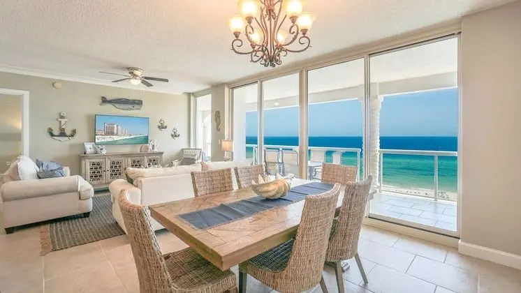 Daire, 3 Yatak Odası (Gulf Front, Beach Chairs Included)