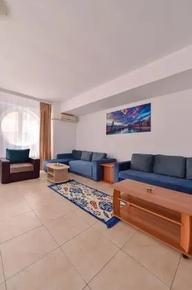 Studio Apartment with Lake View