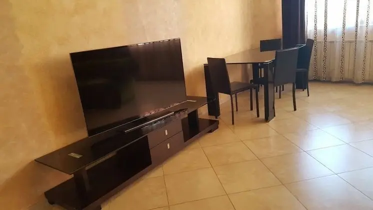 Studio Apartment with Lake View