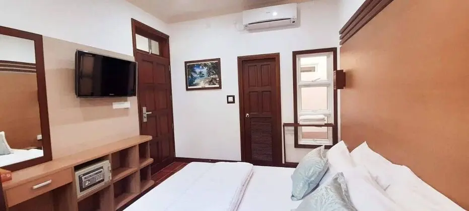 Deluxe Tek Büyük Yataklı Oda