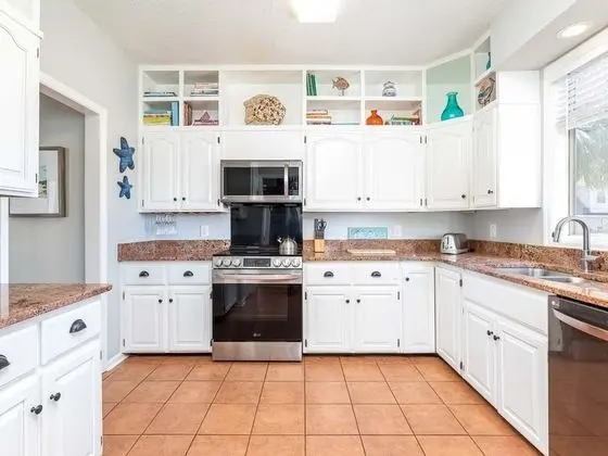 Ev, Birden Çok Yatak, Havuz Kullanımı, Kısmi Deniz Manzaralı