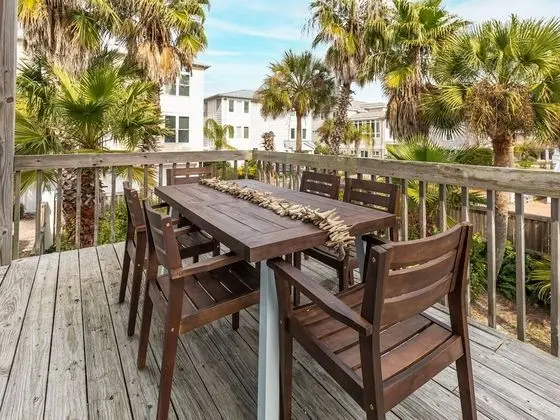 Ev, Birden Çok Yatak, Havuz Kullanımı, Kısmi Deniz Manzaralı