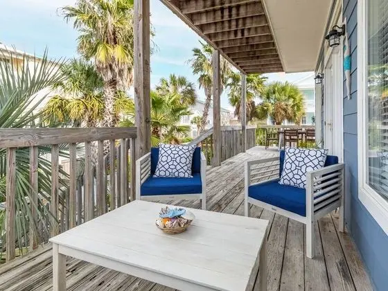 Ev, Birden Çok Yatak, Havuz Kullanımı, Kısmi Deniz Manzaralı