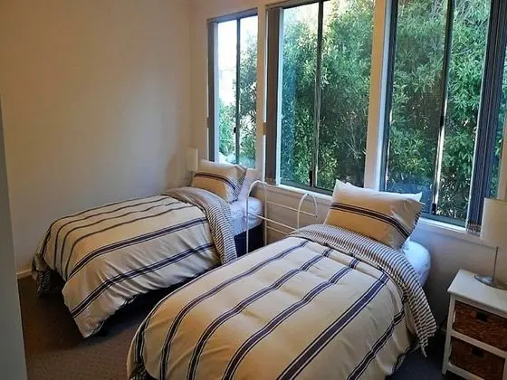 Family Ev, 4 Yatak Odası, Plaj Manzaralı, Denize Sıfır