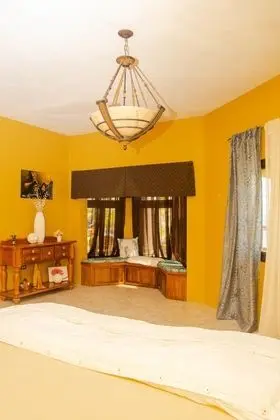 Honeymoon Süit, 1 En Büyük (King) Boy Yatak, Sigara İçilmez (BeachFront White Sand Villa 1BD 1BTH)