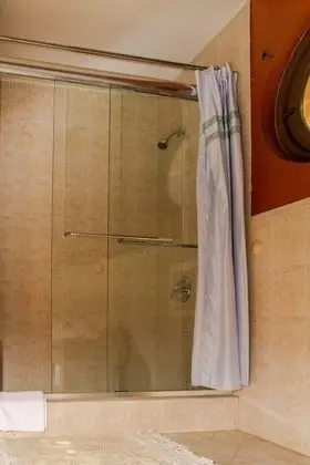 Honeymoon Süit, 1 En Büyük (King) Boy Yatak, Sigara İçilmez (BeachFront White Sand Villa 1BD 1BTH)