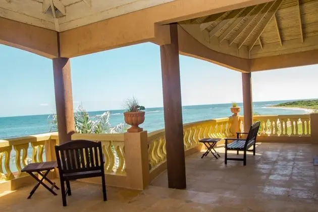 Honeymoon Süit, 1 En Büyük (King) Boy Yatak, Sigara İçilmez (BeachFront White Sand Villa 1BD 1BTH)