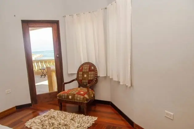 Premium Süit, 2 Yatak Odası, Sigara İçilmez, Plaj Manzaralı (BeachFront White Sand Villa 2BD 2BTH)