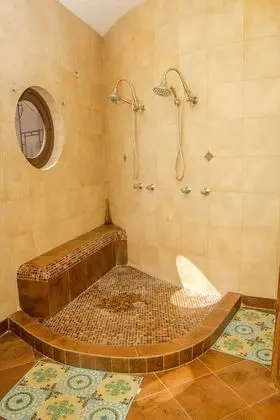 Premium Süit, 3 Yatak Odası, Sigara İçilmez (BeachFront White Sand Villa 3BD 3BTH)