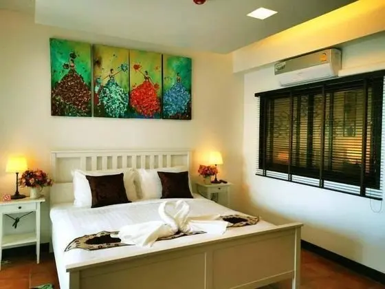 Deluxe Suite With Sea View Balcony