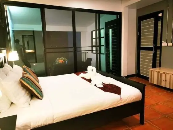 Deluxe Suite With Sea View Balcony