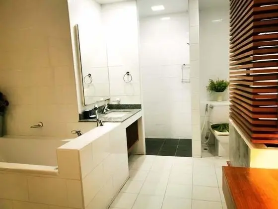 Deluxe Suite With Sea View Balcony