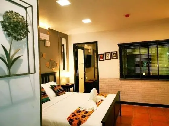 Premium Suite with Kitchen Sea view Balcony