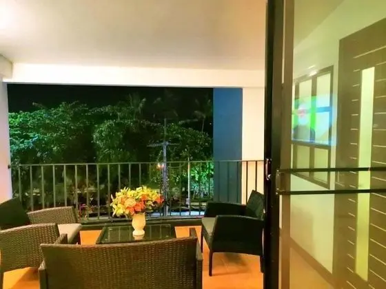 Premium Suite with Kitchen Sea view Balcony