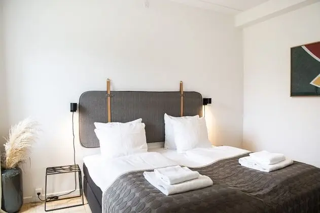 2 bedroom apartment