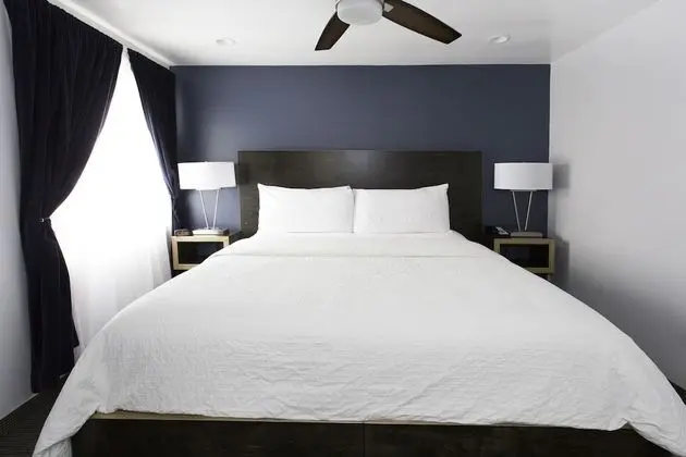 Süit, 1 Yatak Odası (1 Queen Bed and 1 Sofa Bed)