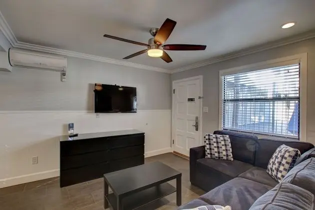 Süit, 1 Yatak Odası (1 Queen Bed and 1 Sofa Bed)