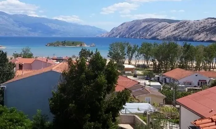 Ev (One bedroom Holiday home with Terrace)