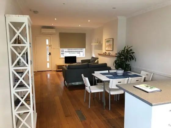 Standard Apart Daire, 2 Yatak Odası, Sigara İçilmez, Mutfak (2 Bedroom Apartment (Dundas))