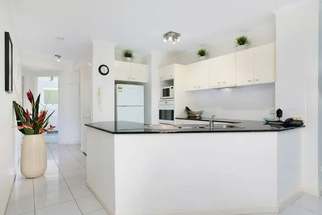 Standard Apart Daire, 2 Yatak Odası, Denize Sıfır