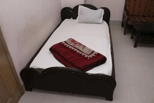 Economy Üç Kişilik Oda