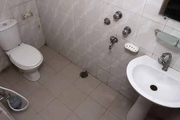 Economy Üç Kişilik Oda