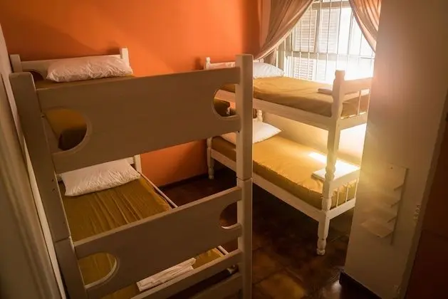 Ortak Ranzalı Oda, Karma Ranzalı Oda, Ortak Banyo (4 Camas)