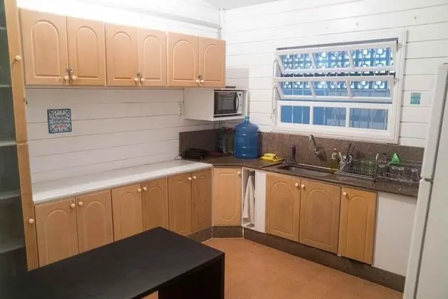 Ortak Ranzalı Oda, Karma Ranzalı Oda, Ortak Banyo (4 Camas)