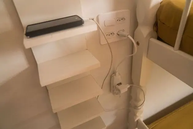 Ortak Ranzalı Oda, Karma Ranzalı Oda, Ortak Banyo (4 Camas)