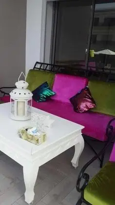 Apart Daire, Sigara İçilebilir, Havuz Manzaralı