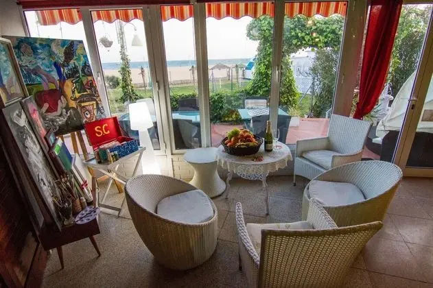 Ev, 5 Yatak Odası, Jakuzi (Beach access)
