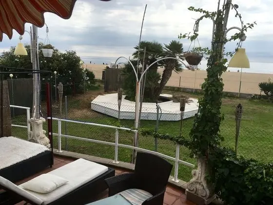Ev, 5 Yatak Odası, Jakuzi (Beach access)