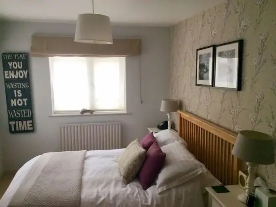 Tek Büyük Yataklı Oda (Non Pet Friendly)