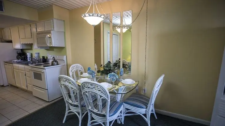 1 bedroom 1 bathroom condo