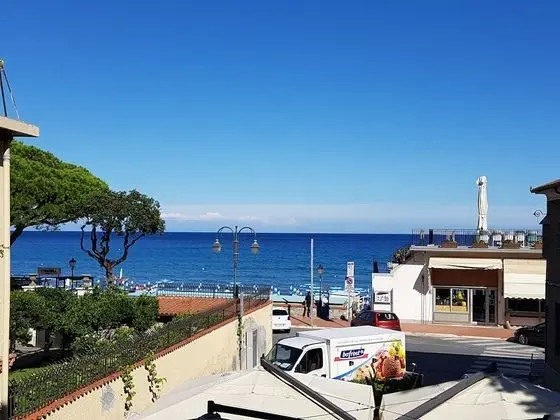 Apart Daire, 2 Yatak Odası, Deniz Manzaralı