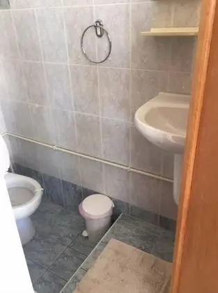 Ev