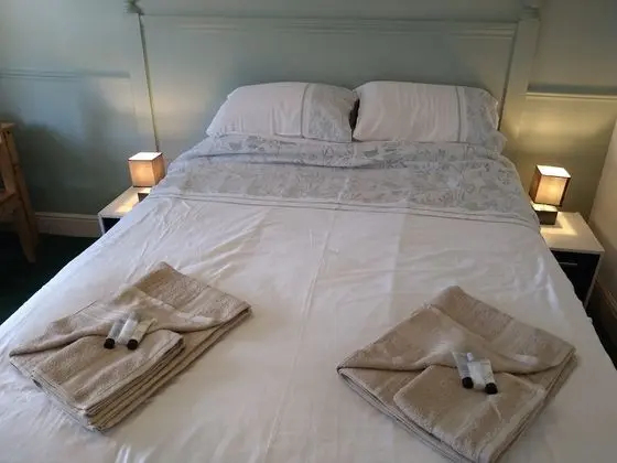 Comfort Tek Büyük Yataklı Oda