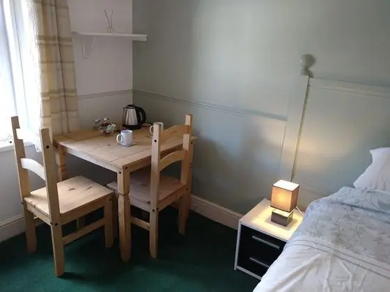Comfort Tek Büyük Yataklı Oda