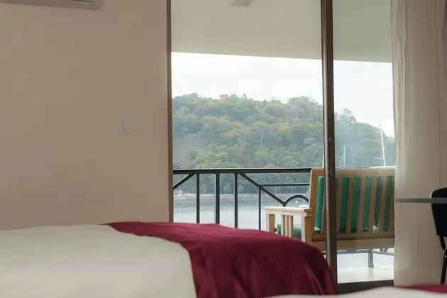 Standard Oda, 2 Çift Kişilik Yatak, Koy Manzaralı