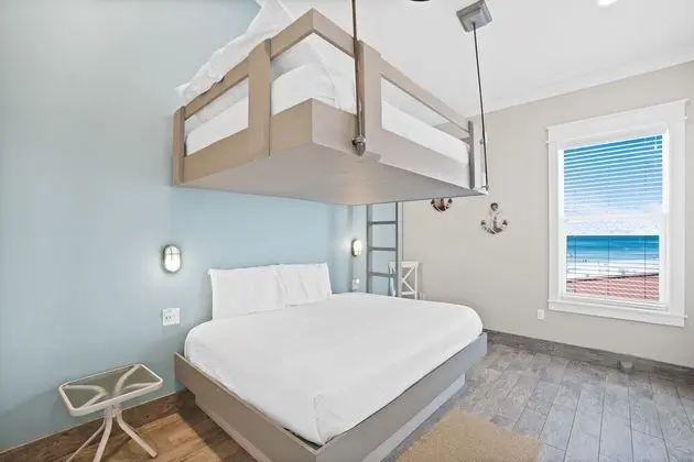 Ev, 5 Yatak Odası, Kişiye Özel Havuzlu, Denize Sıfır
