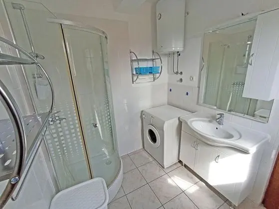 Coconut Apartment