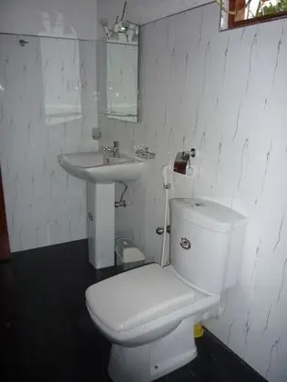 Standard Tek Büyük Yataklı Oda, 1 Çift Kişilik Yatak, Okyanus Manzaralı, Denize Sıfır