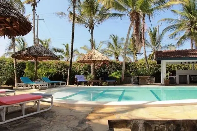 Villa, 4 Yatak Odası, Sigara İçilebilir, Şömine