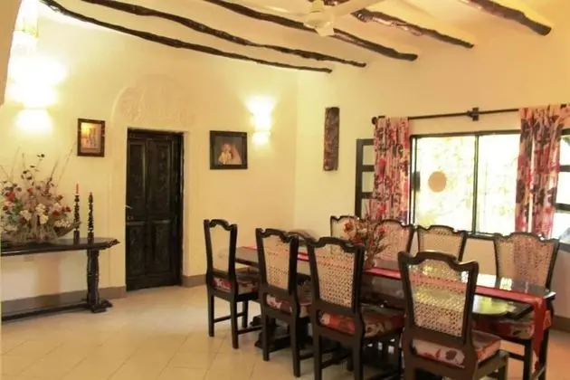 Villa, 4 Yatak Odası, Sigara İçilebilir, Şömine
