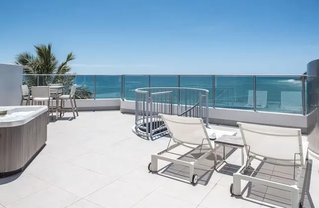 Süit, 1 Yatak Odası, Sigara İçilmez, Küçük Mutfak (One Bedroom Beachfront Spa Penthouse)