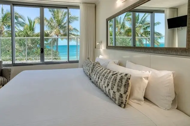 Süit, 1 Yatak Odası, Sigara İçilmez, Küçük Mutfak (One Bedroom Beachfront Spa Penthouse)